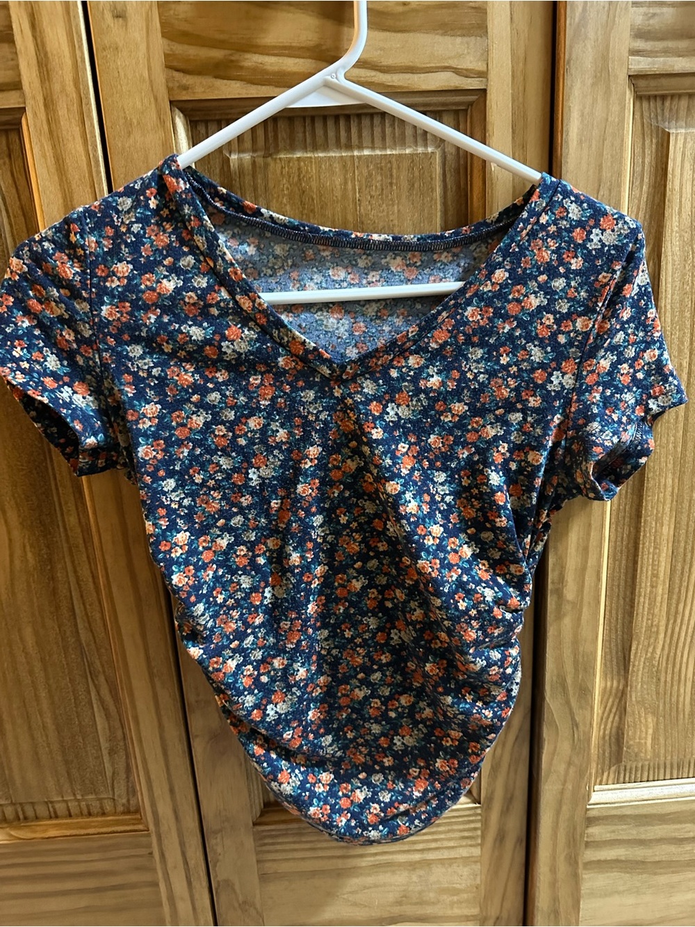 SHEIN Navy Floral V-Neck Short Sleeve Top with Coral & Cream Flowers